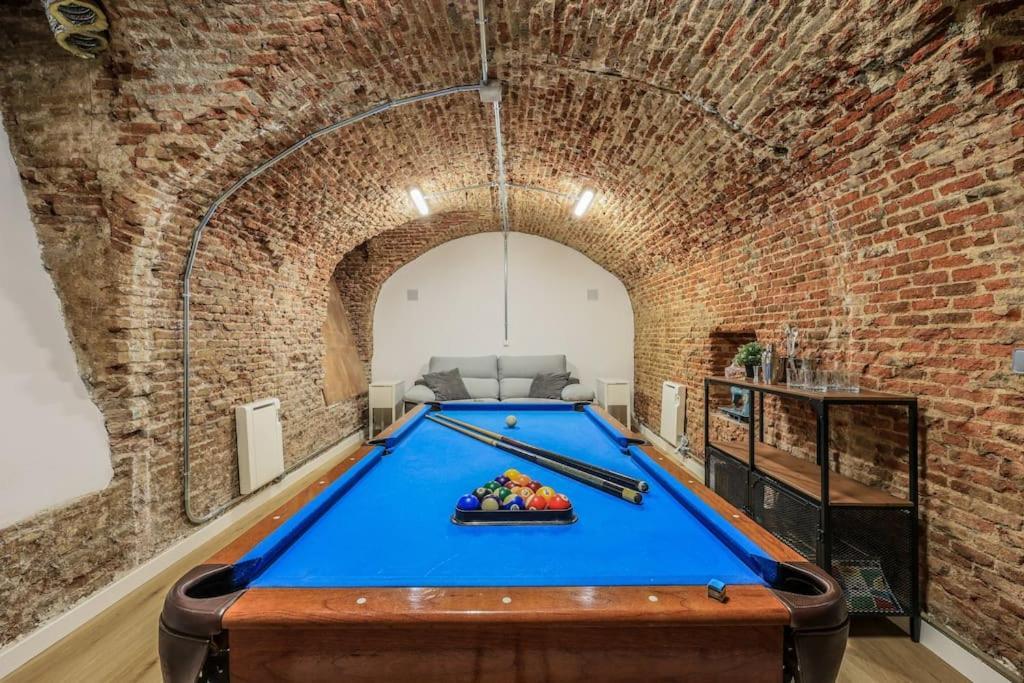 Unique Flat La Latina * Billiard & Darts Leilighet Madrid Eksteriør bilde